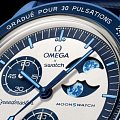 Часы Swatch x Omega Bioceramic Moonswatch Mission to The SuperBlue Moonphase SO33N700 фото 2